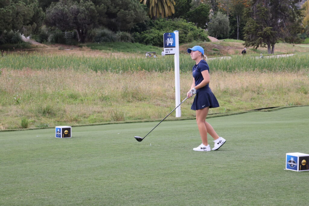 Ole Miss' Sophie Linder kicks off her 2024 NCAA Golf Championship with 3 birdies in a row.