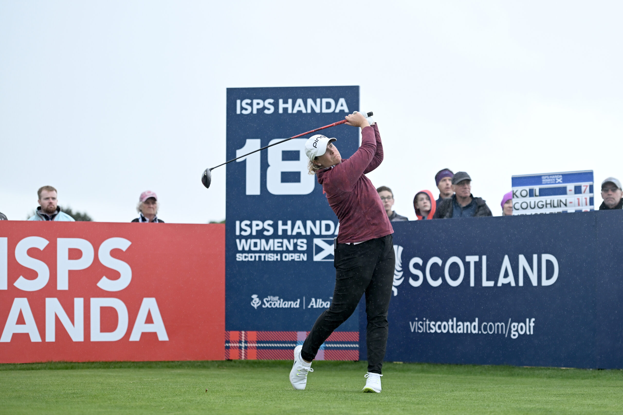 Lauren Coughlin of tees off on the 18th hole during the 2024 ISPS HANDA Women's Scottish Open.