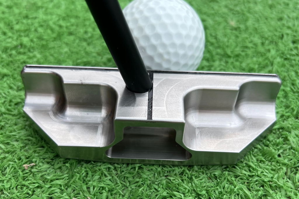 The TruLine SSB putter, like all Donald Radke Putters, has a center-shafted design. 