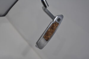 Scott Golf is introducing "The Woody Putter" at the 2026 PGA Show.