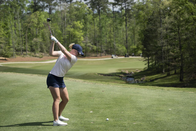 Meja Örtengren tees off hole 15 during Round 2.