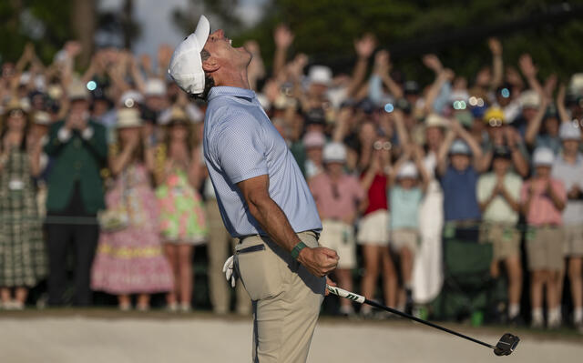 Rory McIlroy continues his tradition of yelling his joy on the 18th green of The Masters.