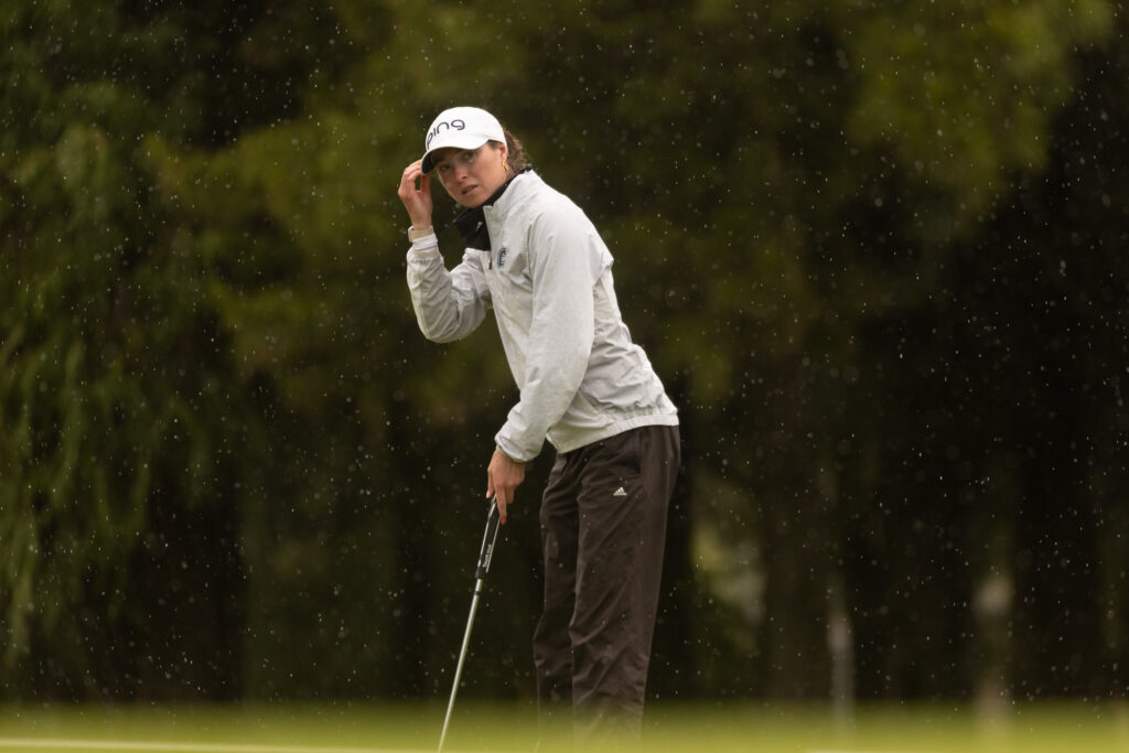 England's Esme Hamilton lines up a putt on the 18th green during the final round of the 2026 Investec South Africa Women's Open.