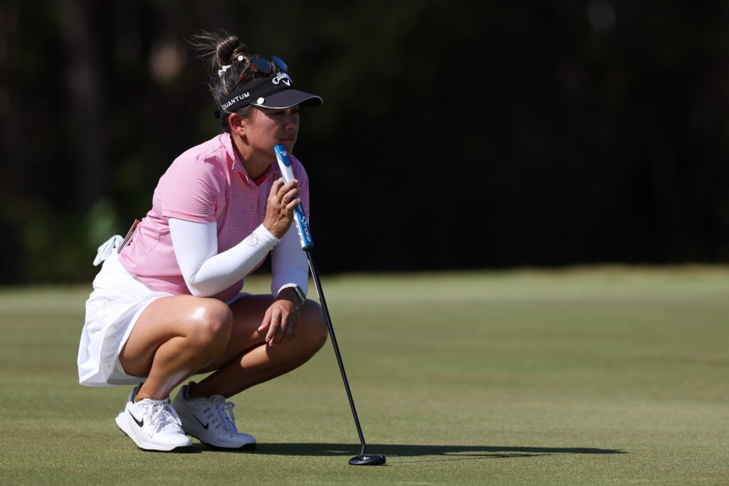 Brianna Do lines up a putt on the 16th green during the first round of the 2026 Mexico Riviera Maya Open at Mayakoba.